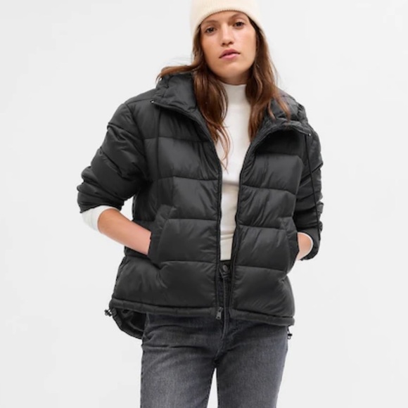 GAP Jackets & Blazers - GAP Recycled Lightweight Puff Jacket w/ Hood BNWT